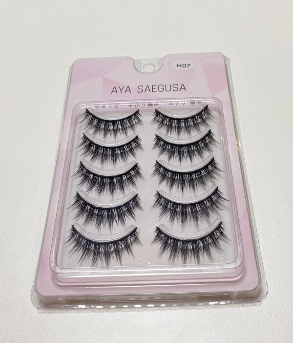 Eyelashes H07 - Image 2