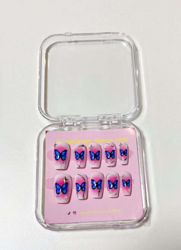 Nails 731