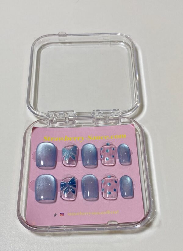 Nails 736