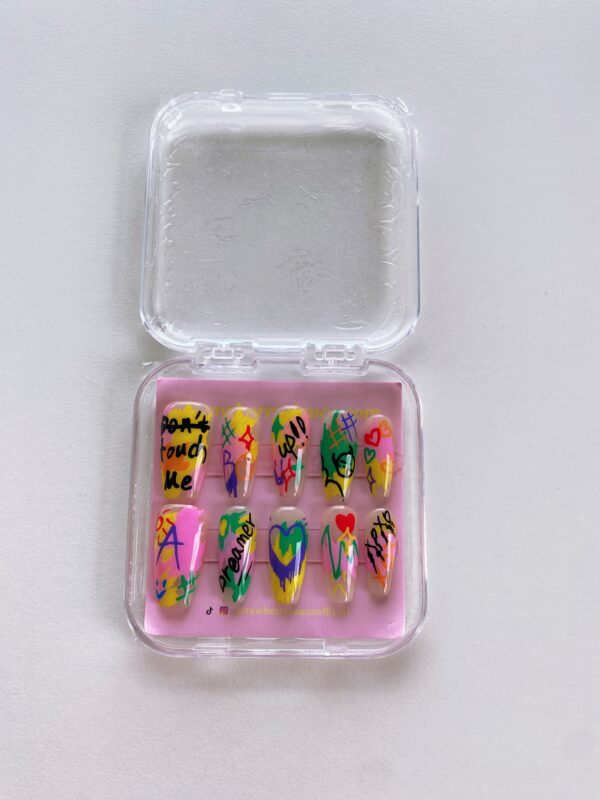 Nails 725 - Image 2