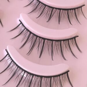 Eyelashes R02