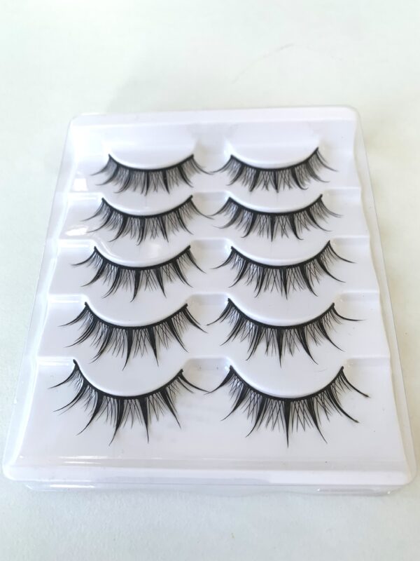 Eyelashes R05 - Image 2