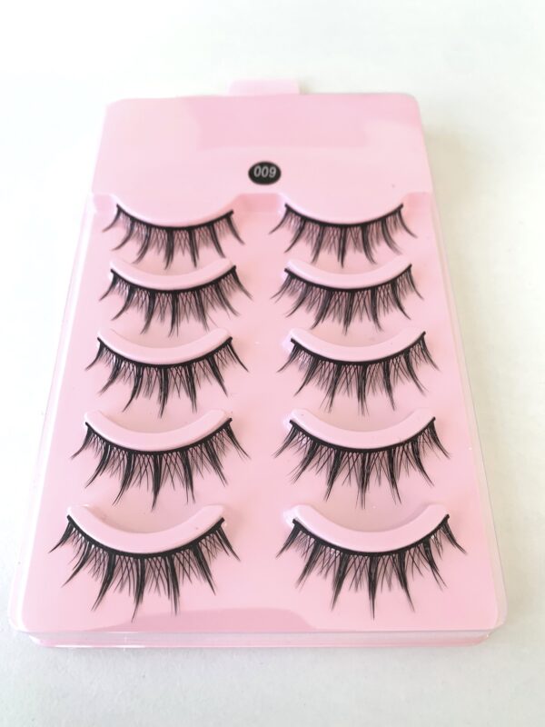 Eyelashes 009 - Image 2