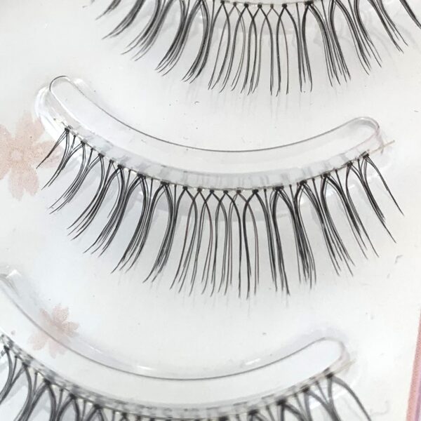 Eyelashes M09
