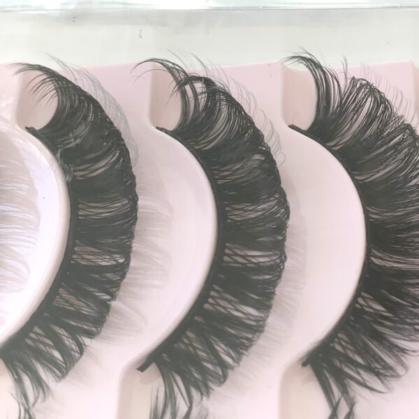 Eyelashes EC04