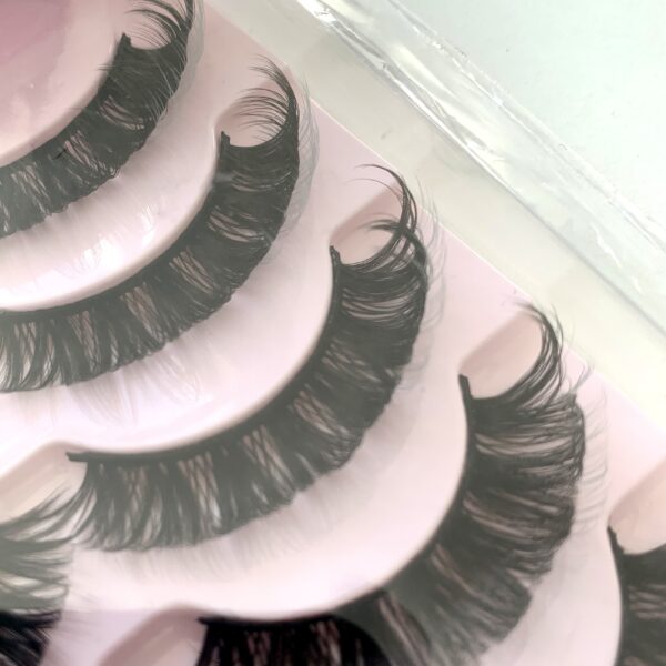 Eyelashes EC04 - Image 3